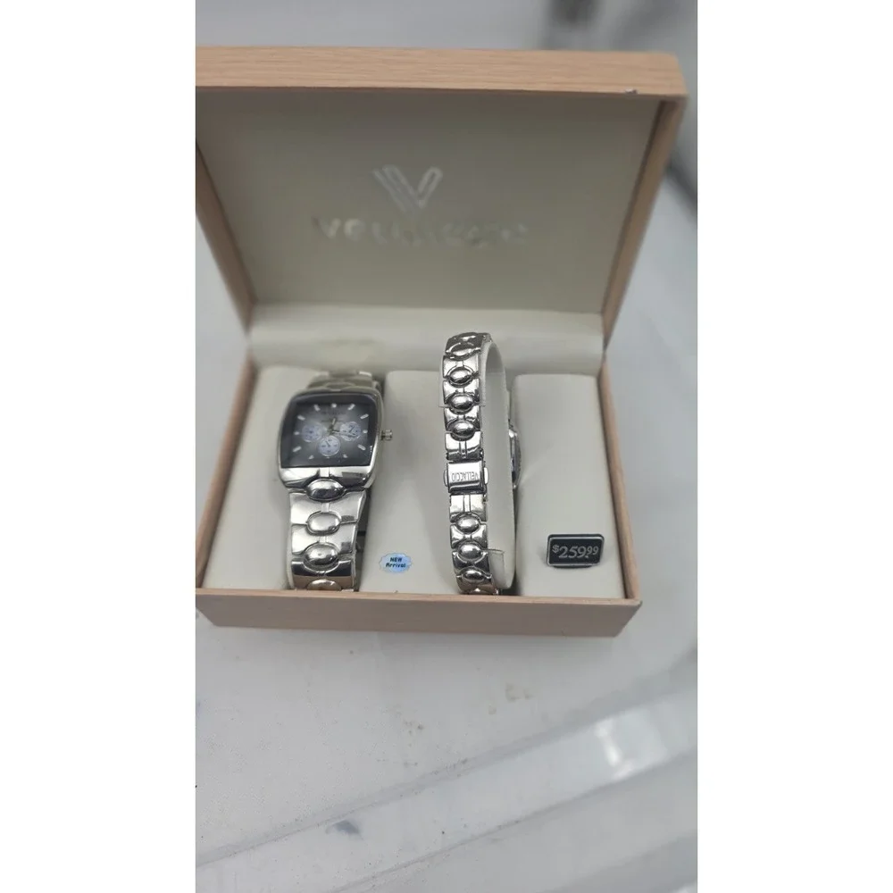 Vellaccio His & Hers Watch Set Silver Color Bands Blue Face in Original Case
